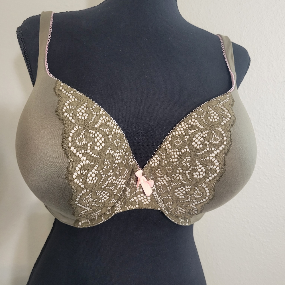 Victorias Secret, Body by Victoria Perfect Shape Bra